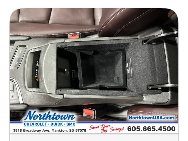 Used 2024 Cadillac XT6 Premium Luxury w/ Technology Package AWD/4WD image 27