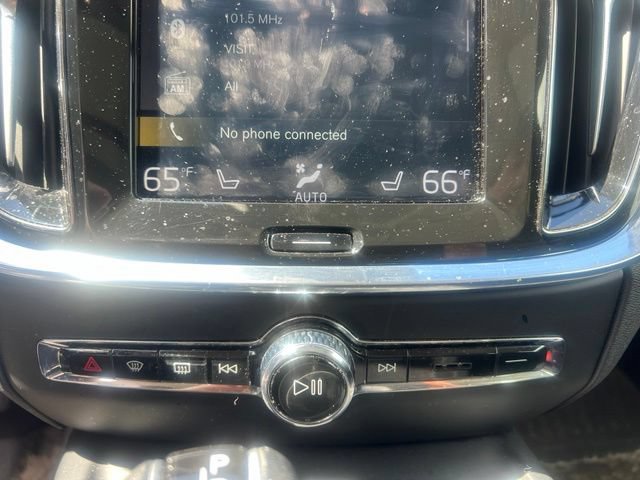 Used 2020 Volvo S60 T5 Momentum w/ Protection Package Premier FWD image 27