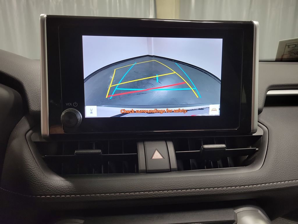 Used 2023 Toyota RAV4 LE image 17