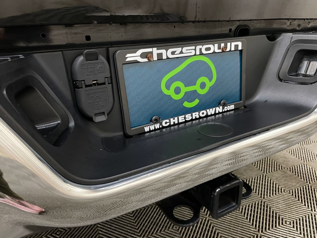 Used 2018 RAM 1500 Laramie AWD/4WD image 45