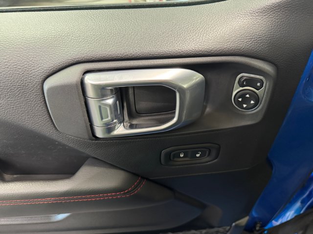 Used 2021 Jeep Gladiator Rubicon AWD/4WD image 28