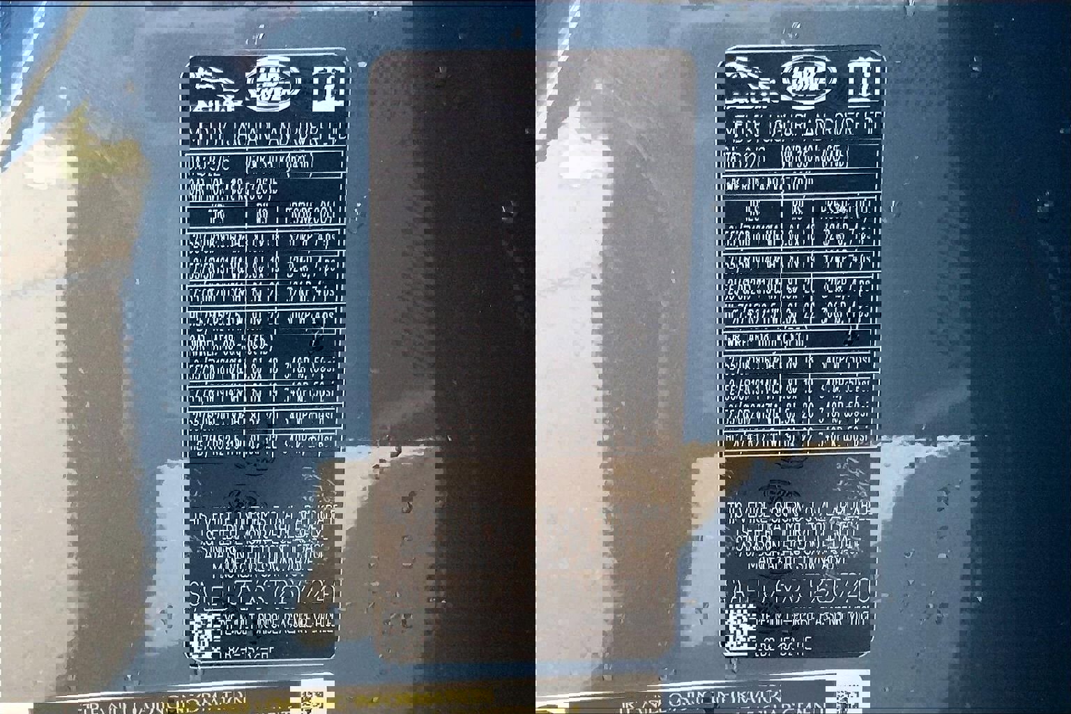 New 2026 Land Rover Defender 110 S image 18