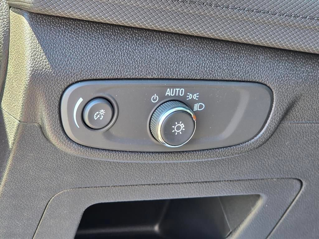 New 2026 Chevrolet TrailBlazer LT w/ Convenience Package FWD image 7