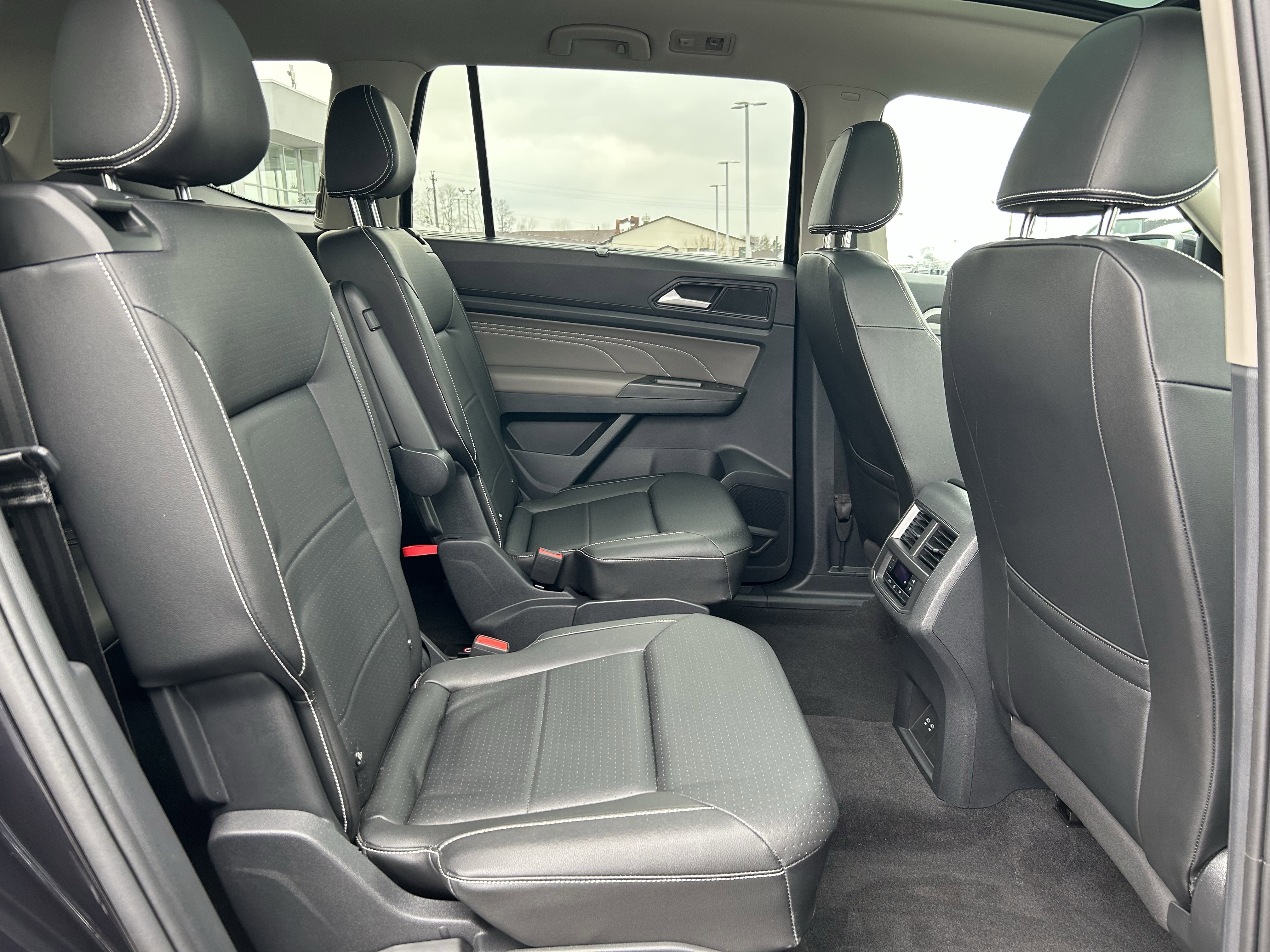 Certified 2023 Volkswagen Atlas SE w/ Panoramic Sunroof Package image 25