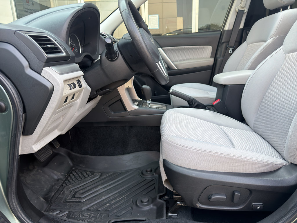 Used 2018 Subaru Forester 2.5i Premium w/ All-Weather Package AWD/4WD image 5