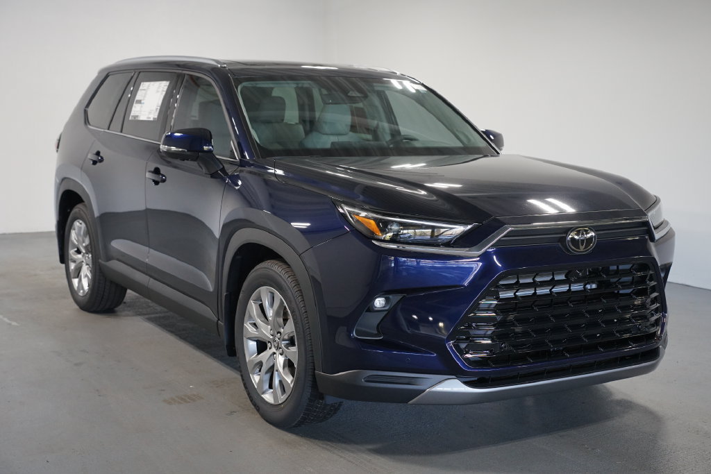 New 2026 Toyota Grand Highlander AWD Hybrid image 3