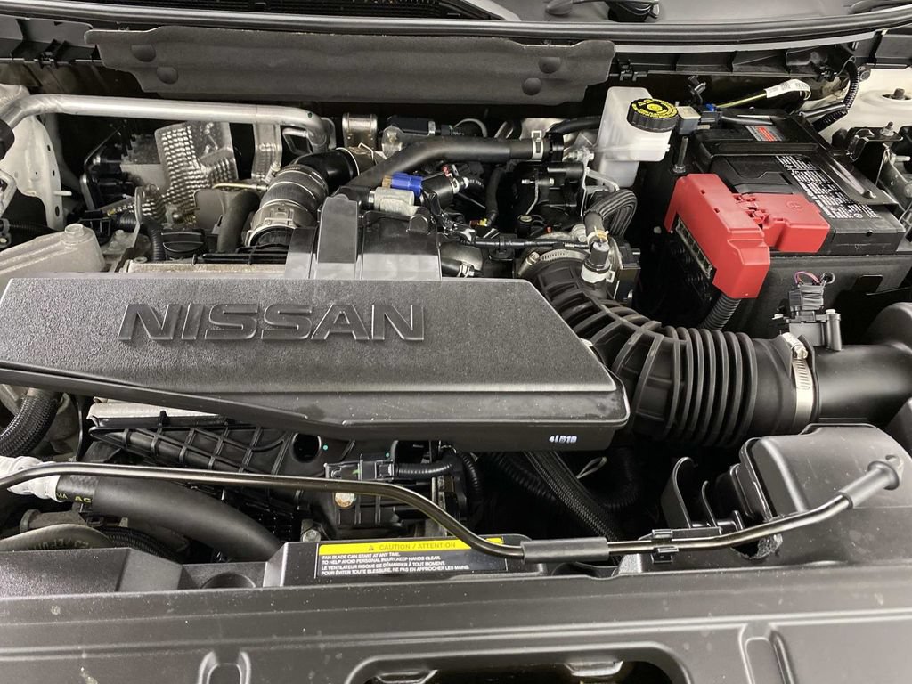 Used 2024 Nissan Rogue S AWD/4WD image 30