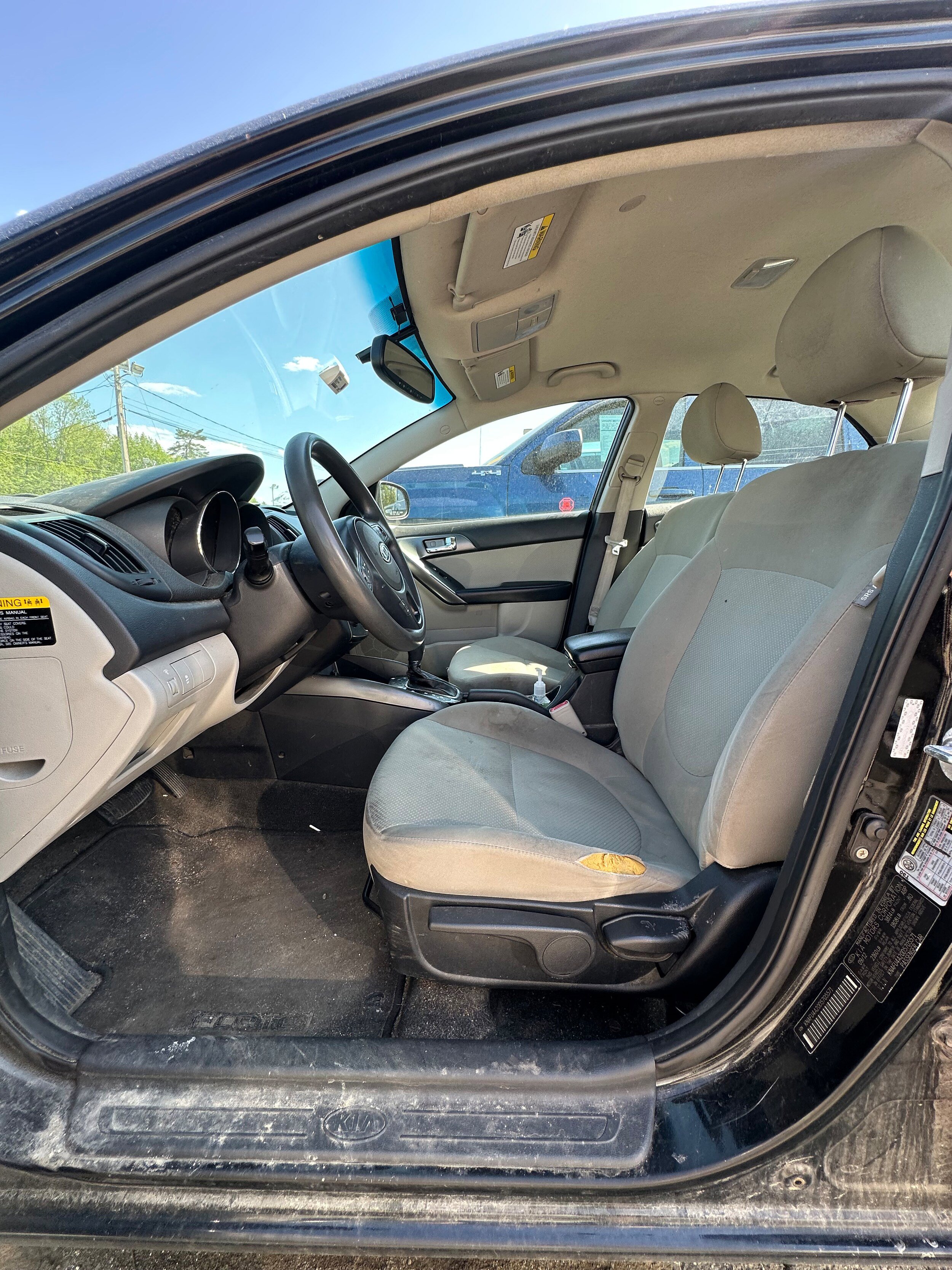 Used 2013 Kia Forte EX w/ Fuel Economy Pkg FWD image 2
