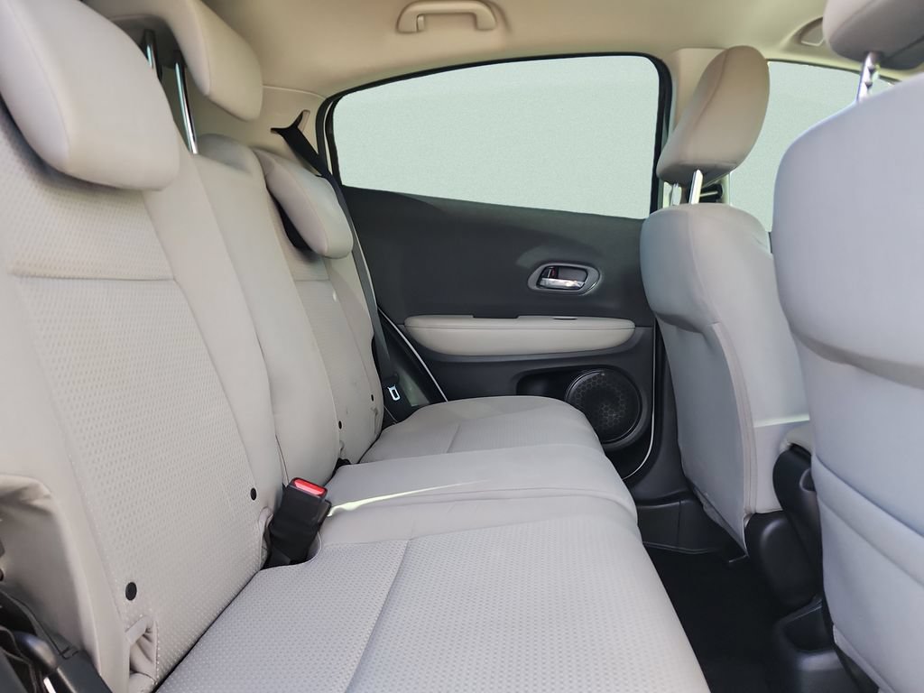 Certified 2022 Honda HR-V LX image 33