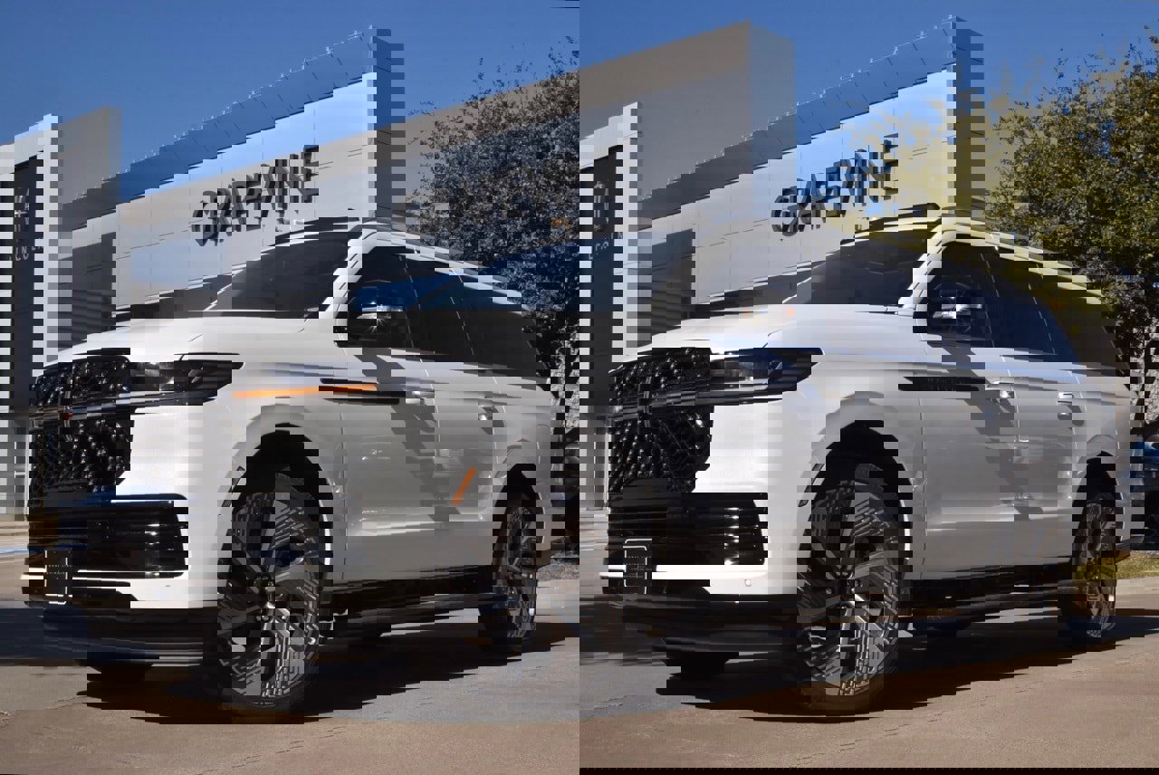 New 2026 Lincoln Navigator L Black Label image 1