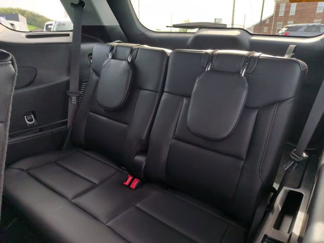 Certified 2023 Ford Explorer XLT w/ Equipment Group 202A AWD/4WD image 18