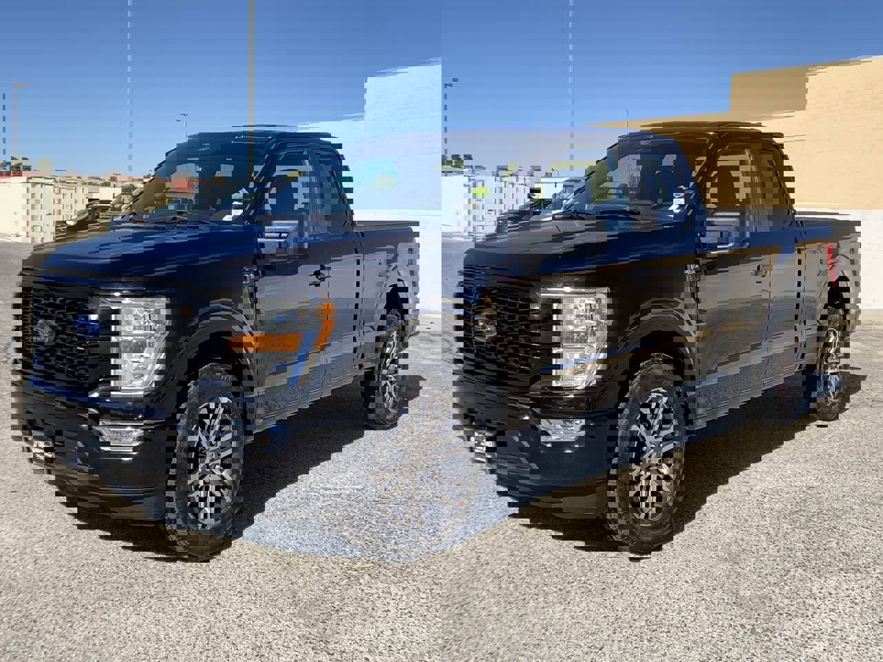 Used 2022 Ford F150 XL w/ STX Appearance Package image 4