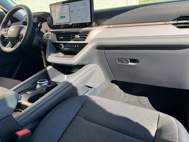 New 2026 Ford Explorer Active AWD/4WD image 16