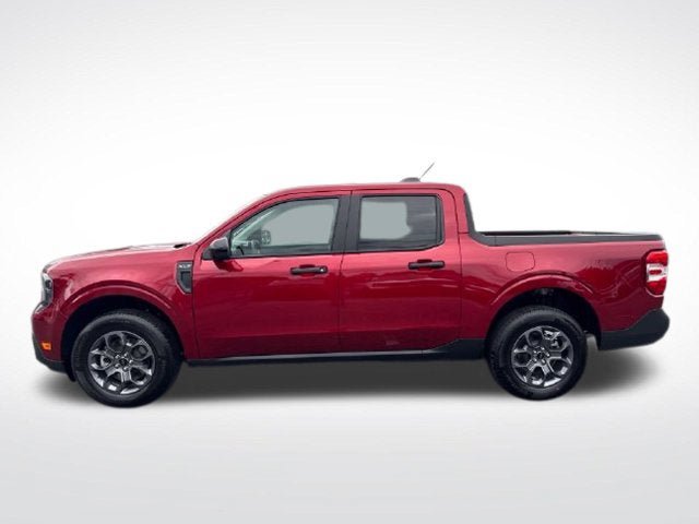 New 2026 Ford Maverick XLT w/ Equipment Group 301A AWD/4WD image 2