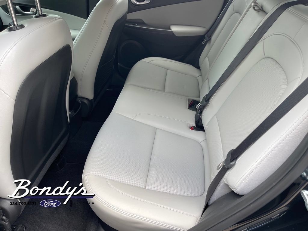 Used 2023 Hyundai Kona Limited FWD image 11