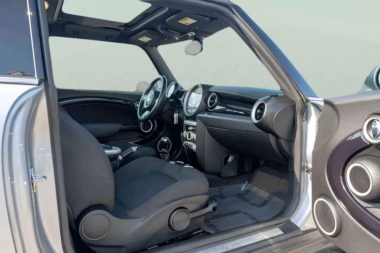 Used 2009 MINI Cooper S image 15