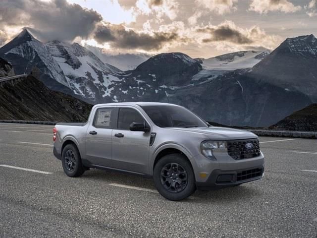 New 2025 Ford Maverick XLT w/ XLT Luxury Package FWD image 7