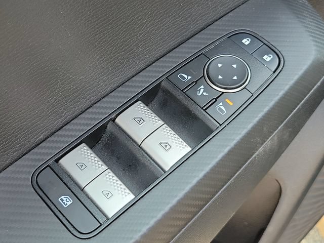 Used 2025 Mitsubishi Outlander SE AWD/4WD image 23