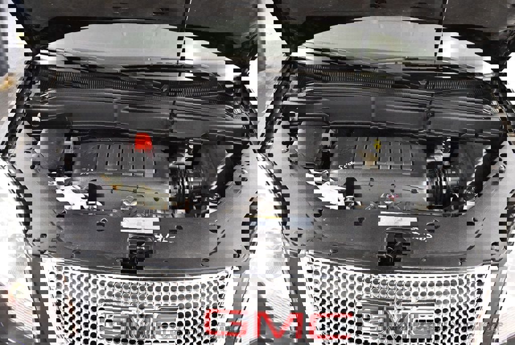 Used 2011 GMC Acadia Denali image 56