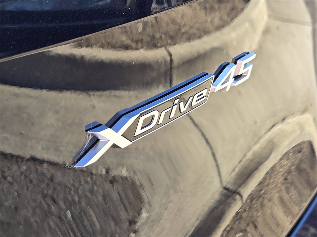 New 2026 BMW iX xDrive45 w/ M Sport Package image 13