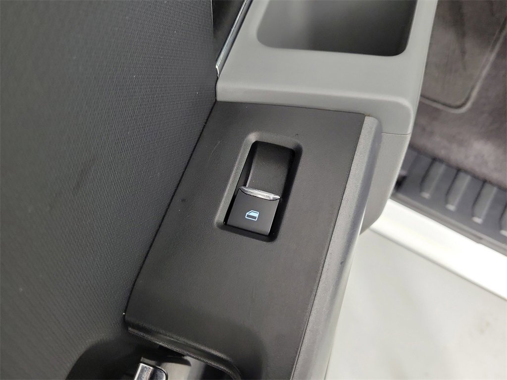 Used 2023 Ford F150 XLT image 11