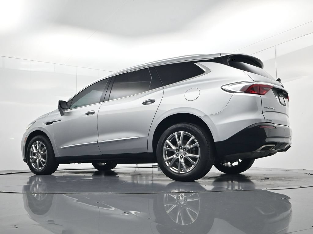 Used 2022 Buick Enclave Premium FWD image 43