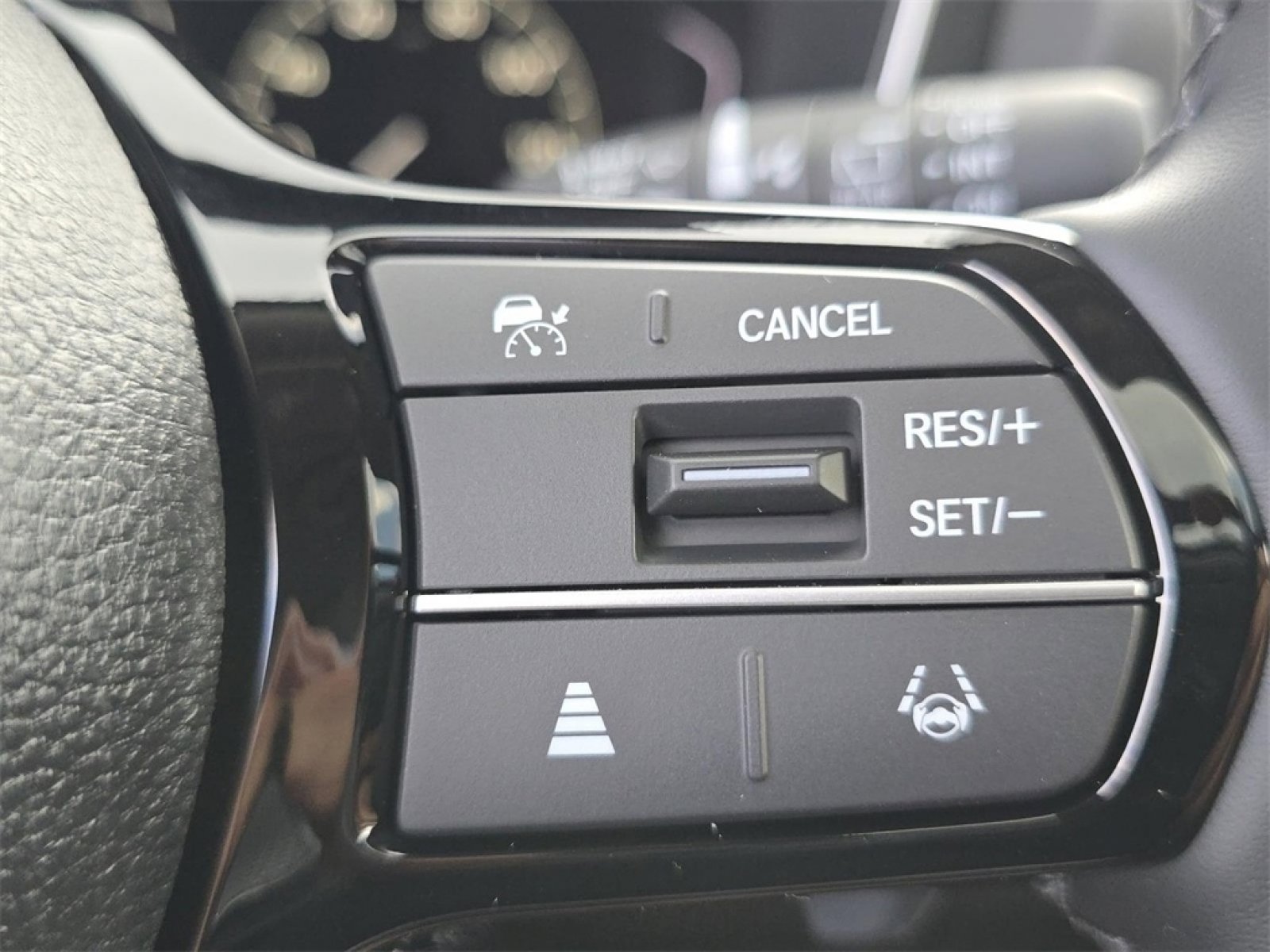 New 2025 Honda Pilot Touring image 15