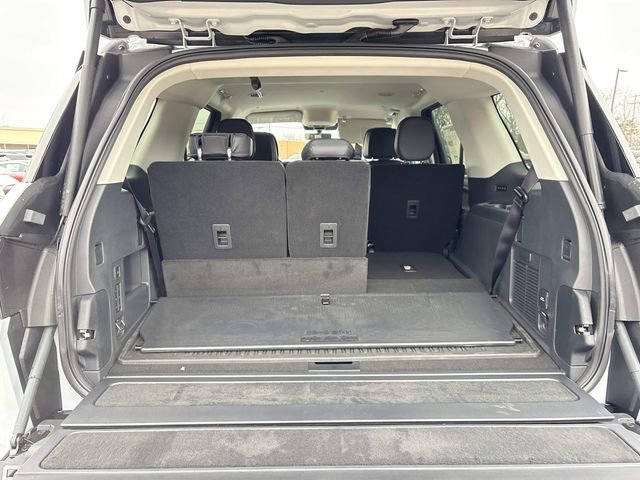 New 2026 Lincoln Navigator Premiere image 12