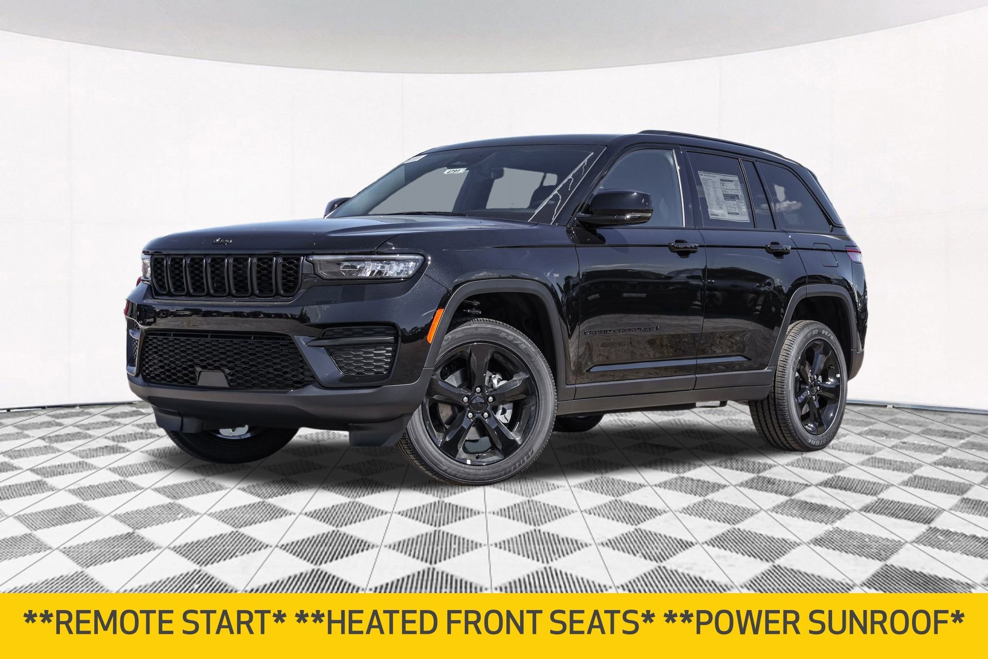 New 2025 Jeep Grand Cherokee Altitude image 2