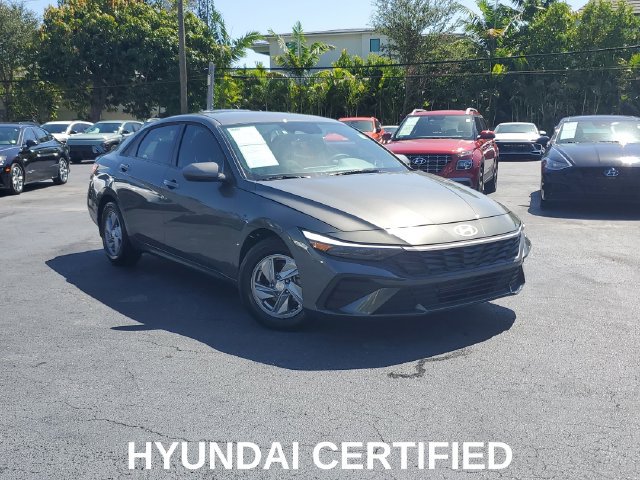 Certified 2026 Hyundai Elantra SE FWD image 28