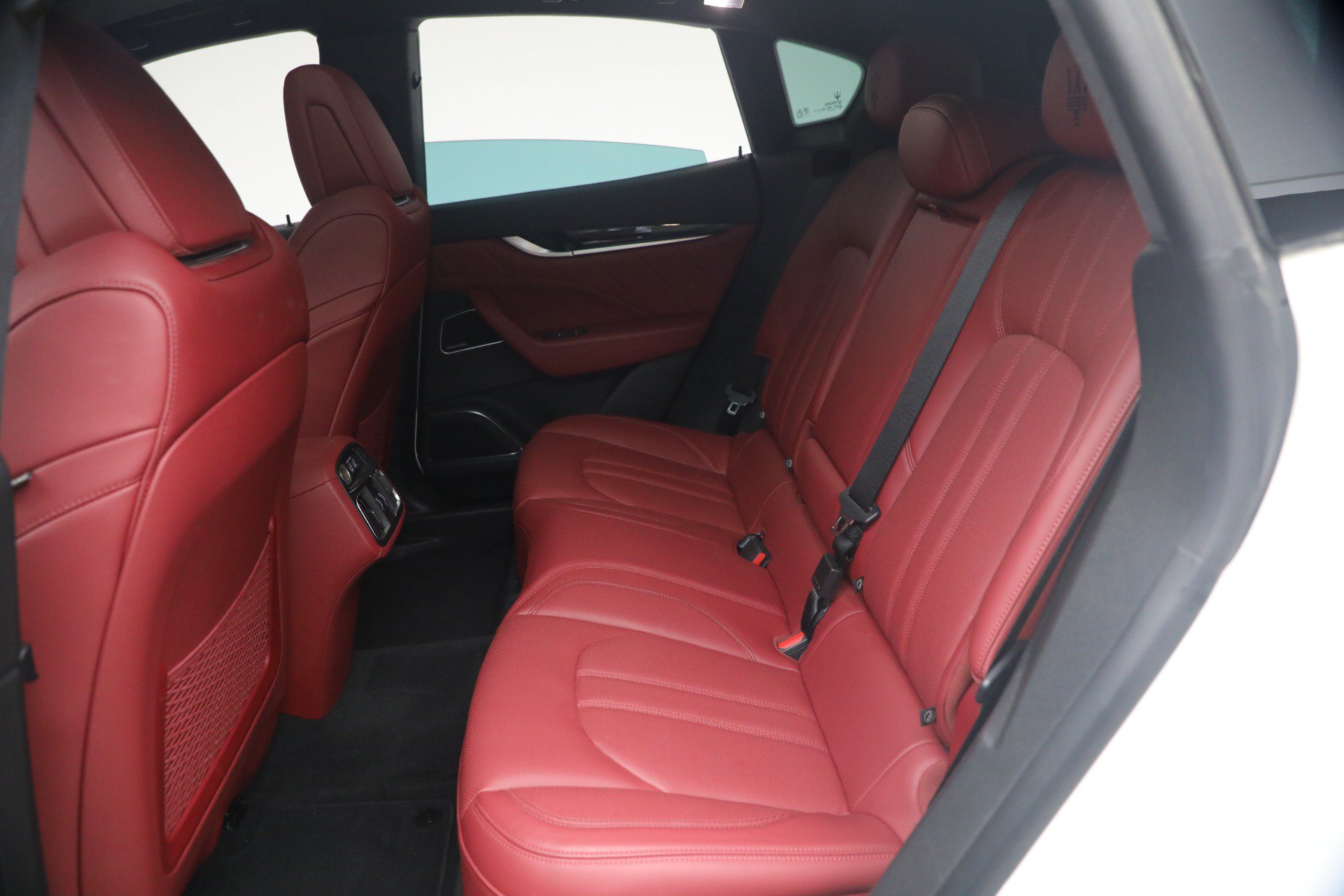 Certified 2023 Maserati Levante GT AWD/4WD image 17