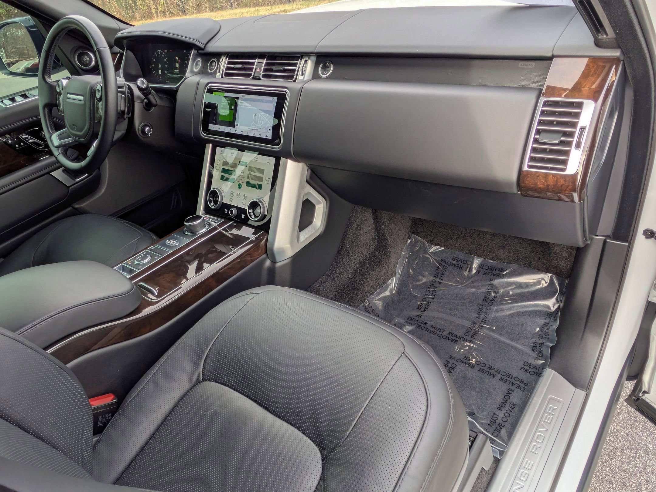 Certified 2022 Land Rover Range Rover P525 Westminster Edition image 29