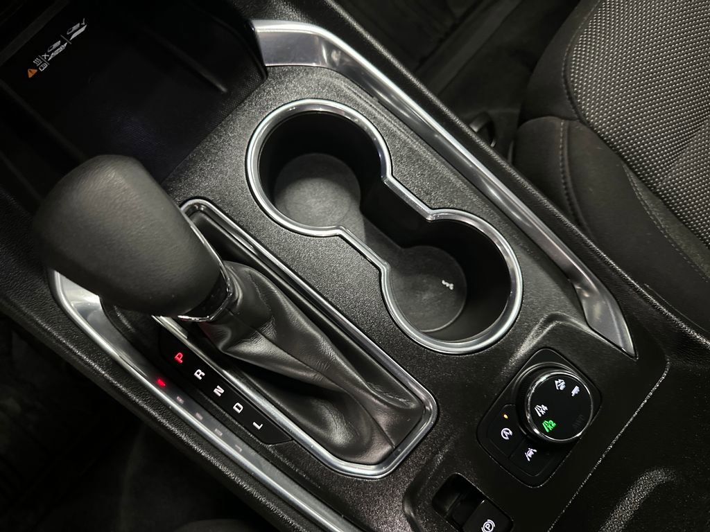 Used 2023 Chevrolet Traverse LT w/ Midnight/Sport Edition image 26