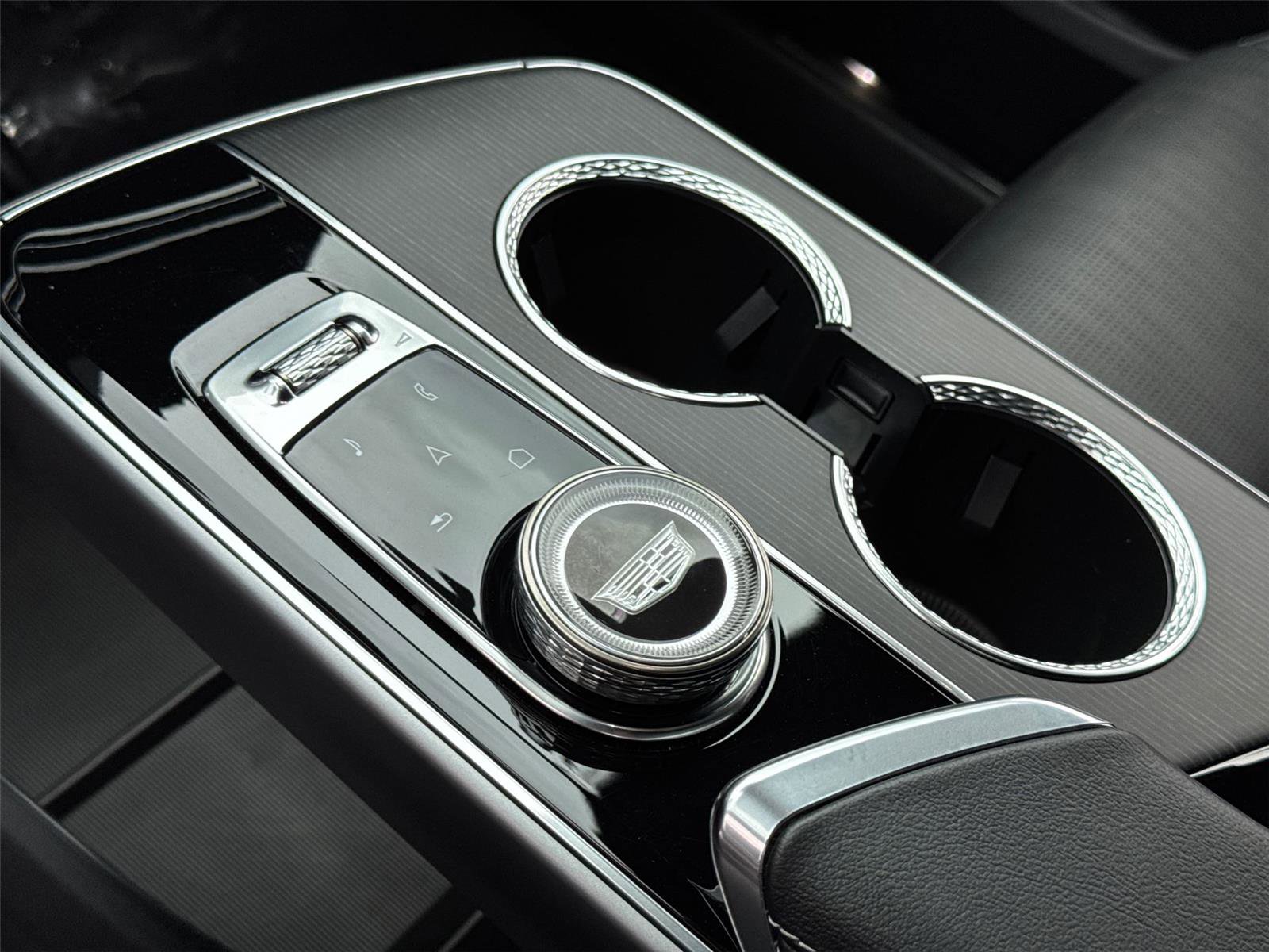 Used 2024 Cadillac Lyriq Sport image 27