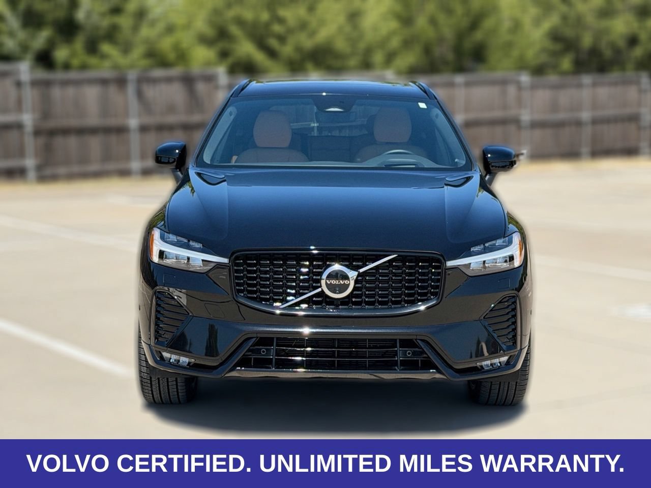 Certified 2025 Volvo XC60 B5 Ultra w/ Protection Package Premier AWD/4WD image 4