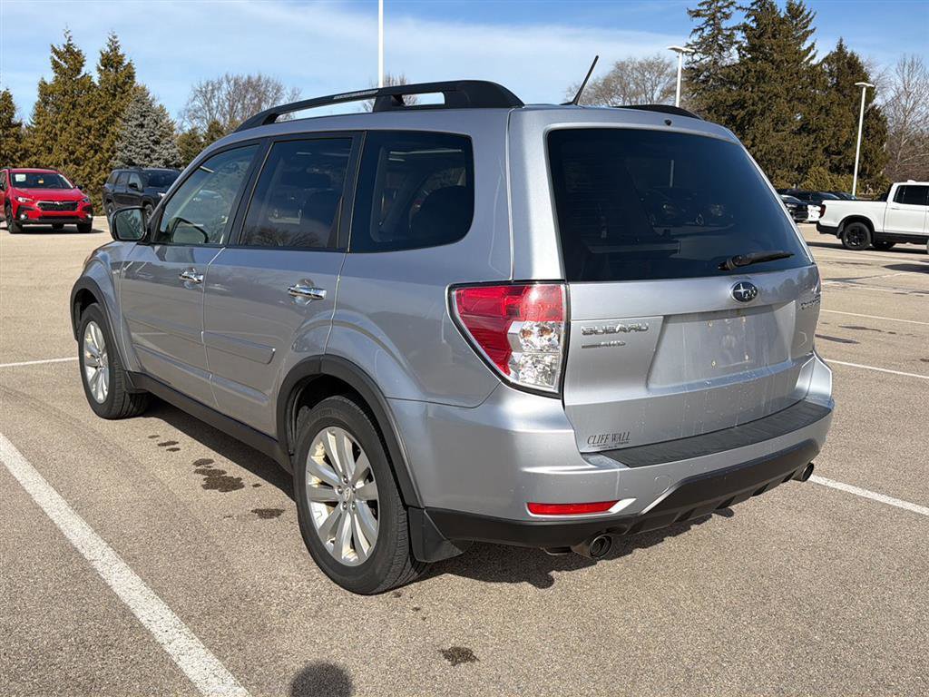 Used 2012 Subaru Forester 2.5X Premium w/ Popular Pkg 3 image 19