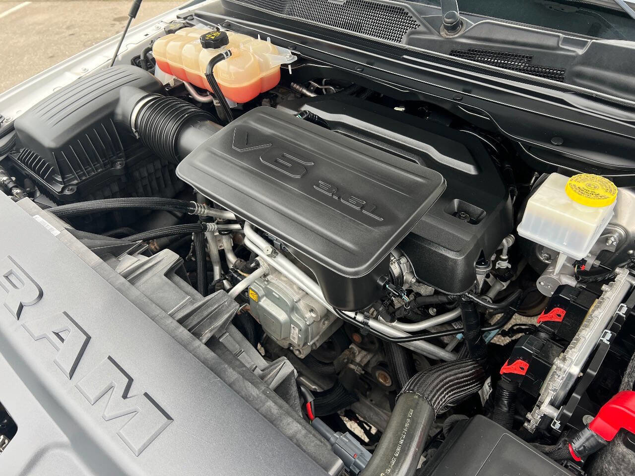 Used 2019 RAM 1500 Limited image 30