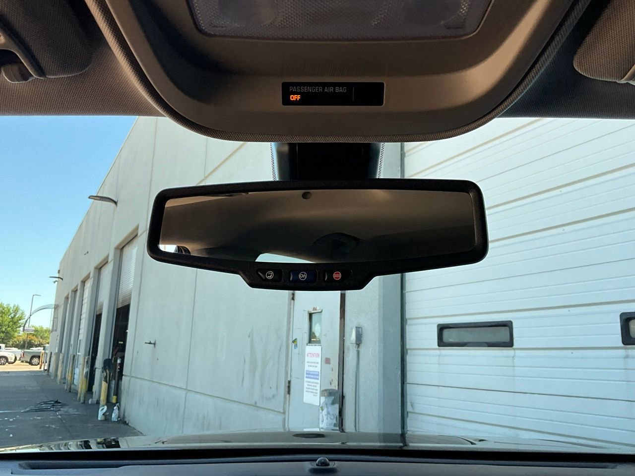 Used 2015 GMC Canyon SLE w/ All-Terrain Package image 19