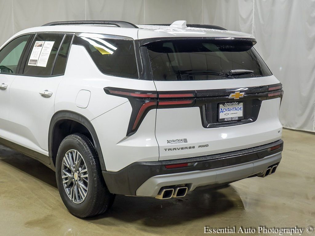 Certified 2024 Chevrolet Traverse LT image 7