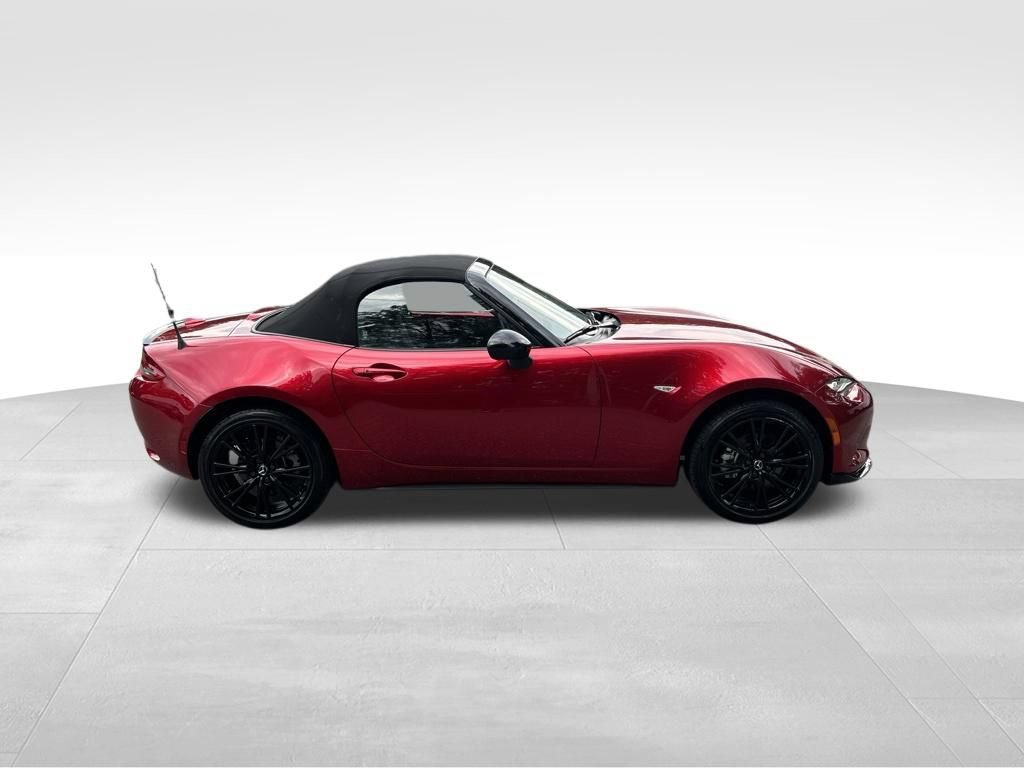 Used 2025 MAZDA MX-5 Miata Club RWD image 7