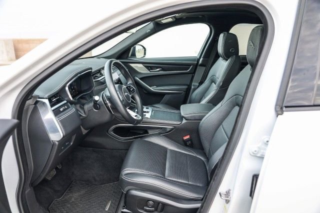 Used 2024 Jaguar F-PACE R-Dynamic S image 20