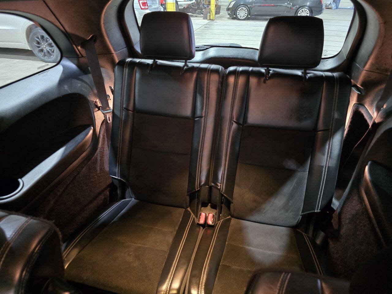 Used 2015 Dodge Durango SXT w/ Blacktop Package image 31