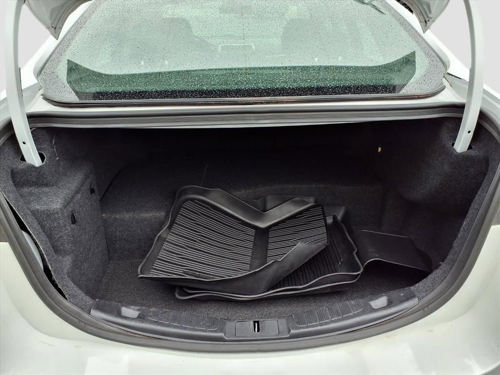 Used 2019 Ford Fusion SE image 33