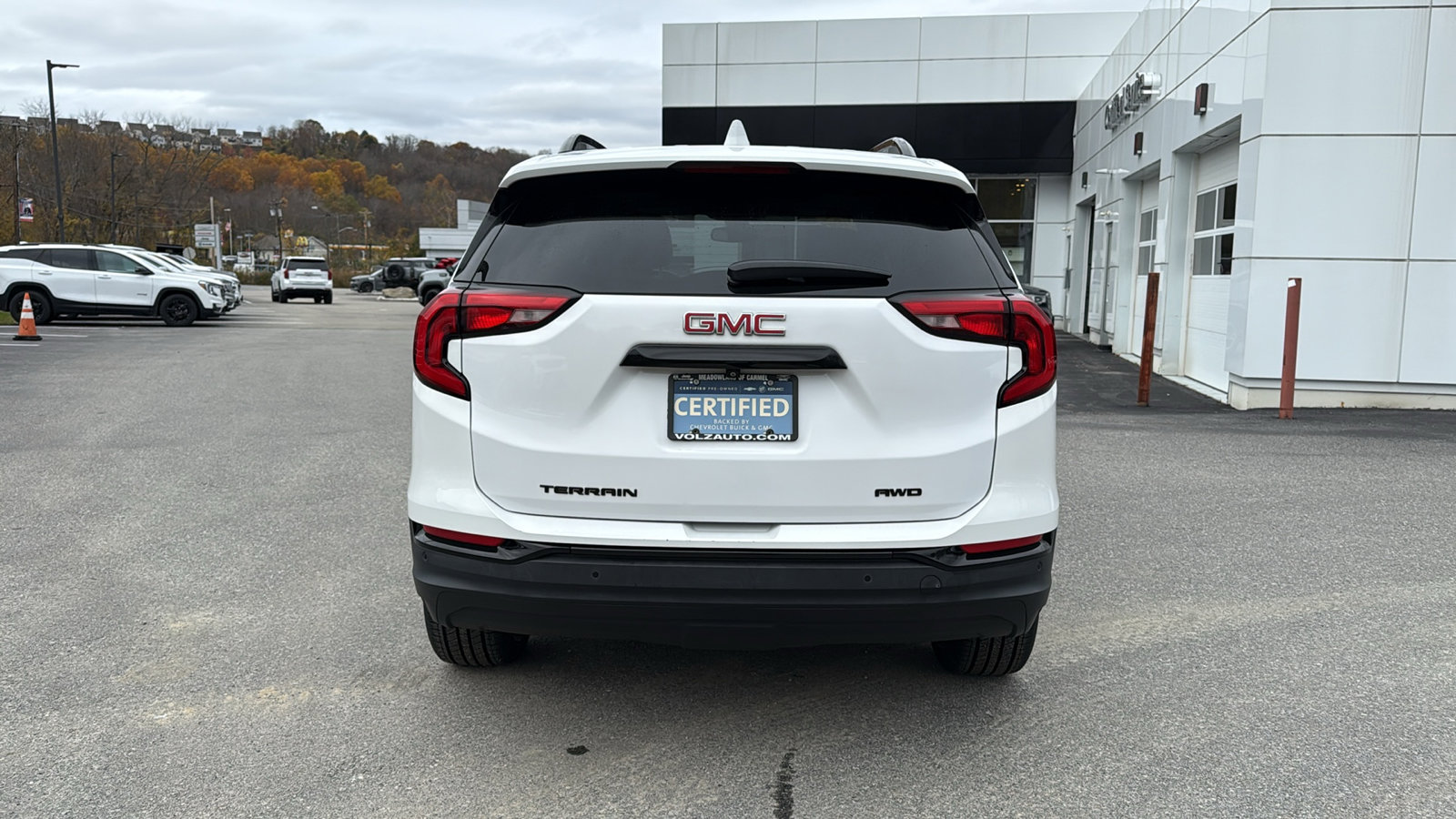 Certified 2021 GMC Terrain SLT w/ Infotainment Package II image 5