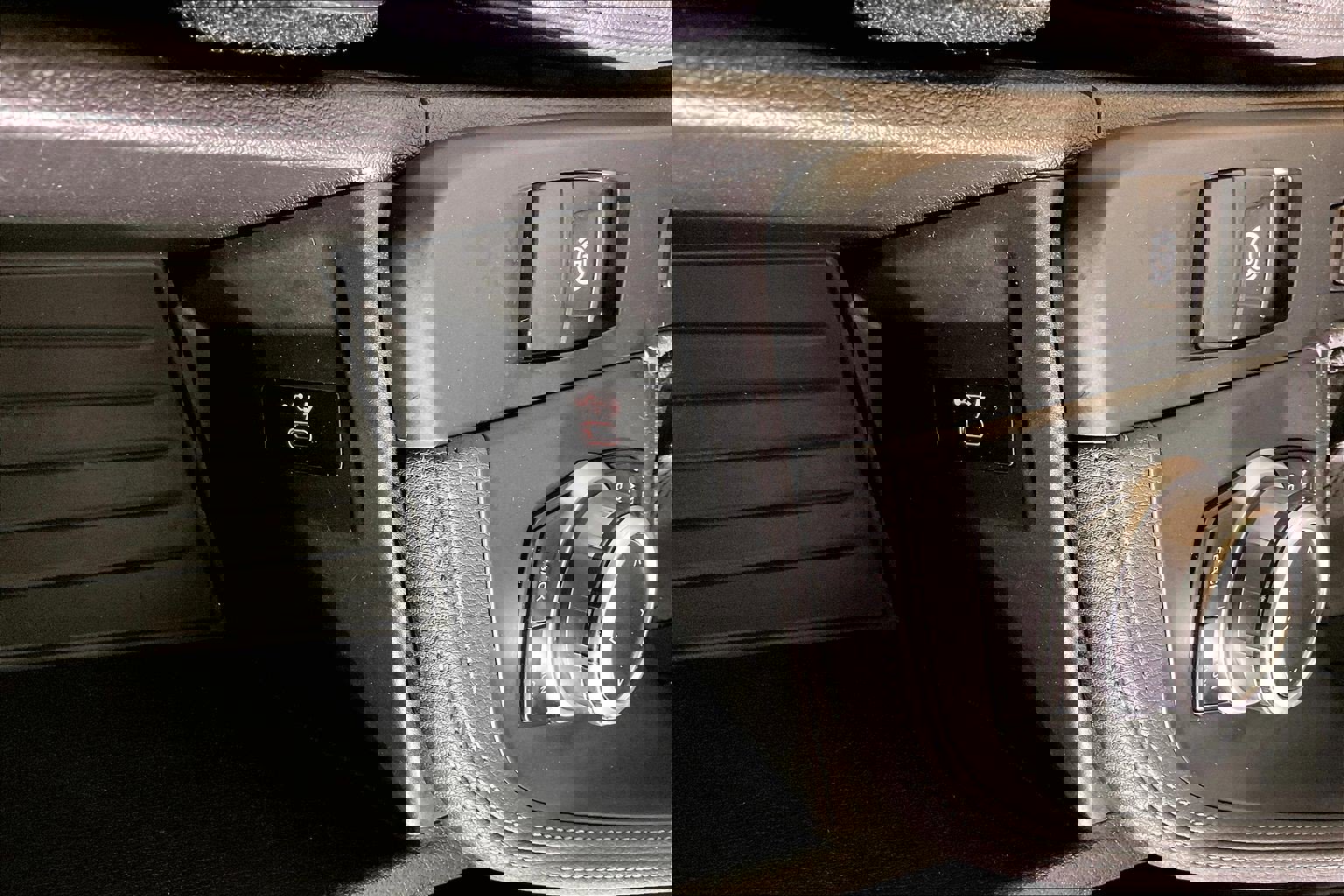 Used 2021 BMW X1 xDrive28i w/ Premium Package image 35