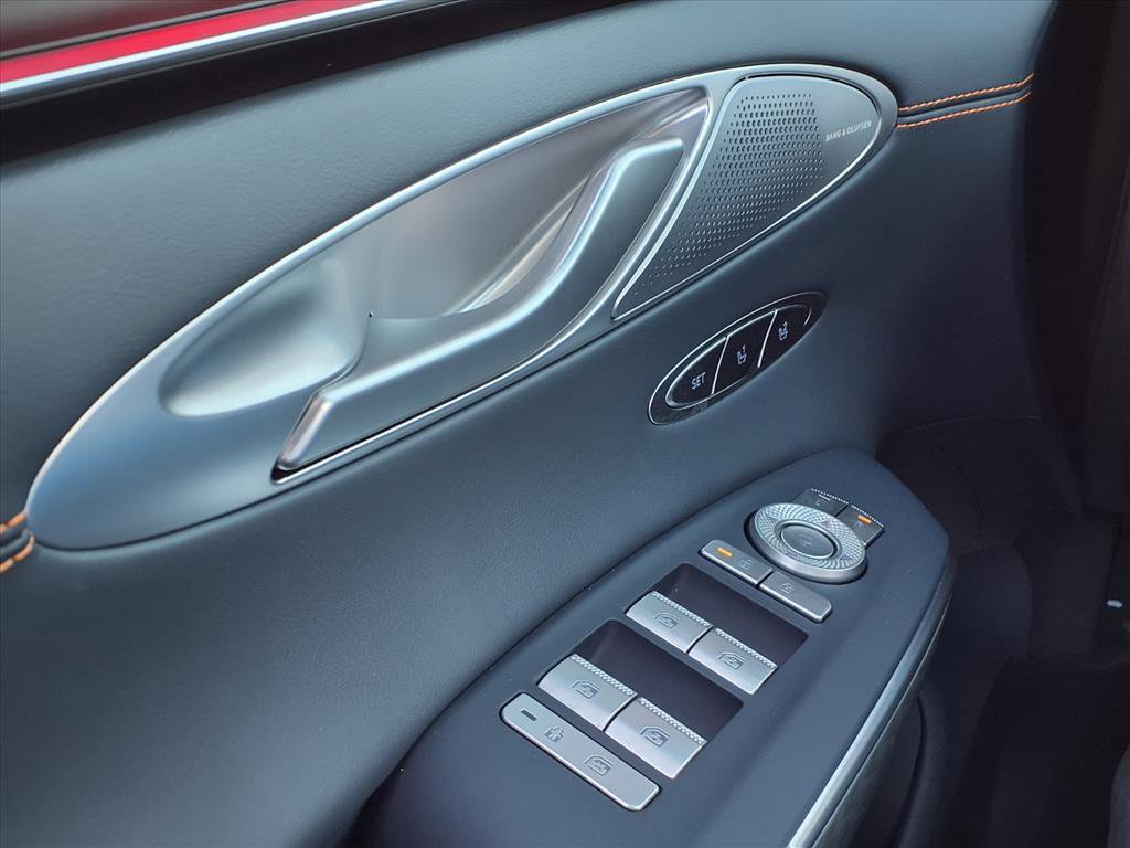 New 2026 Genesis GV70 2.5T Sport Prestige image 16