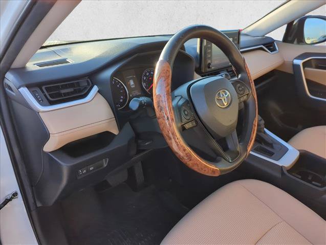 Used 2022 Toyota RAV4 LE FWD image 14
