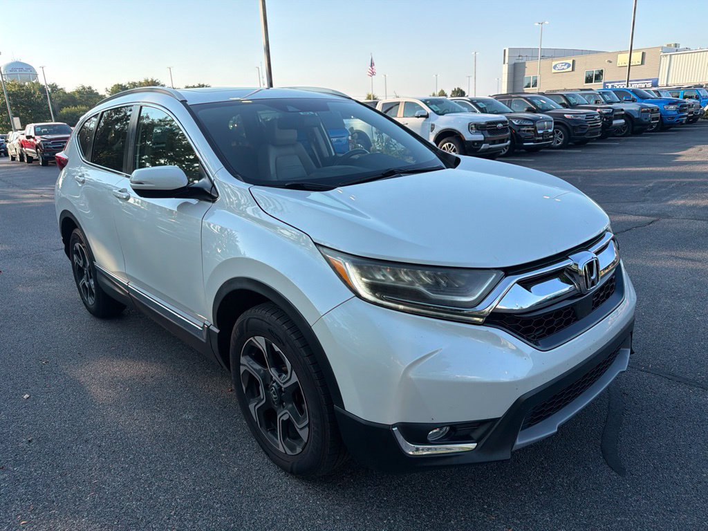 Used 2017 Honda CR-V Touring image 2