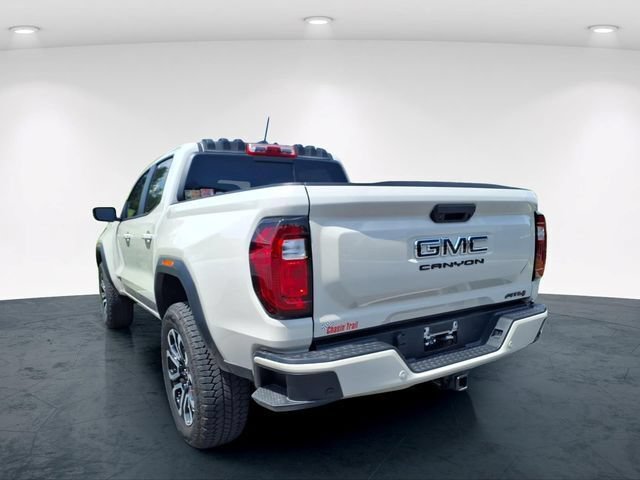 Used 2026 GMC Canyon AT4 w/ Nightfall Essentials Package AWD/4WD image 18
