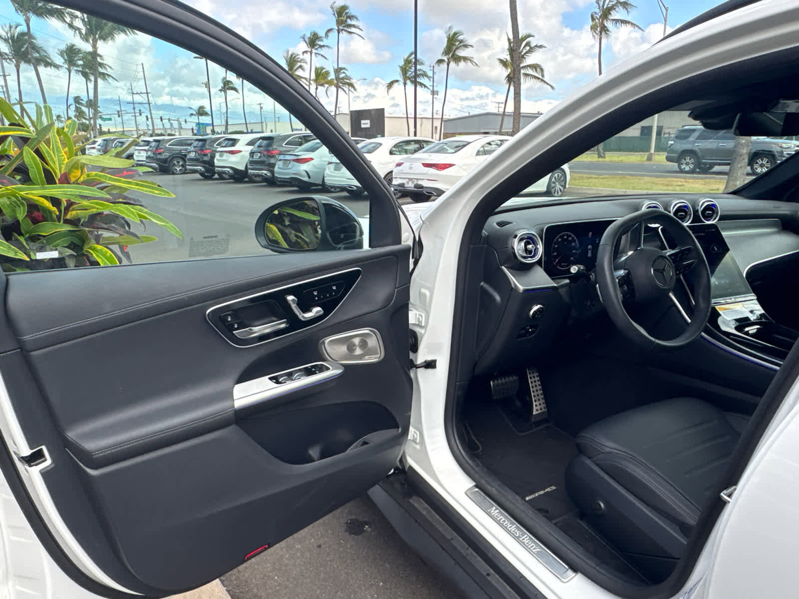 Used 2026 Mercedes-Benz GLC 300 image 12